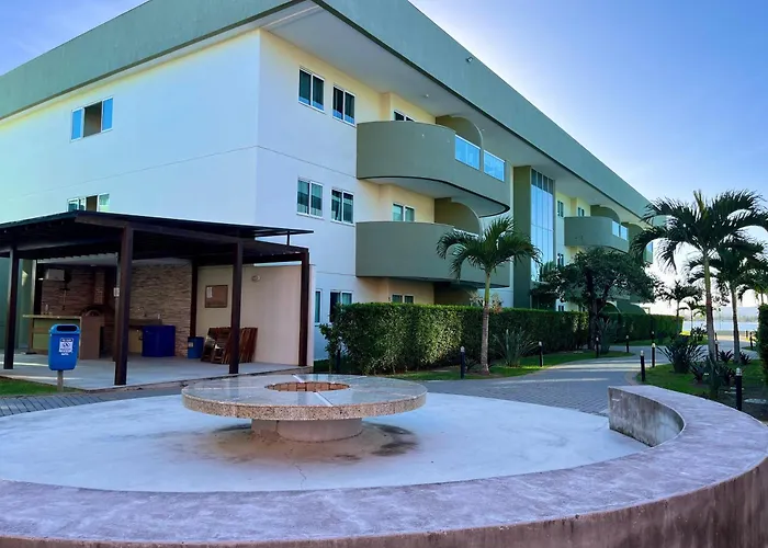 Golden Lake - Lindo Apartamento com Lagoa Privativa